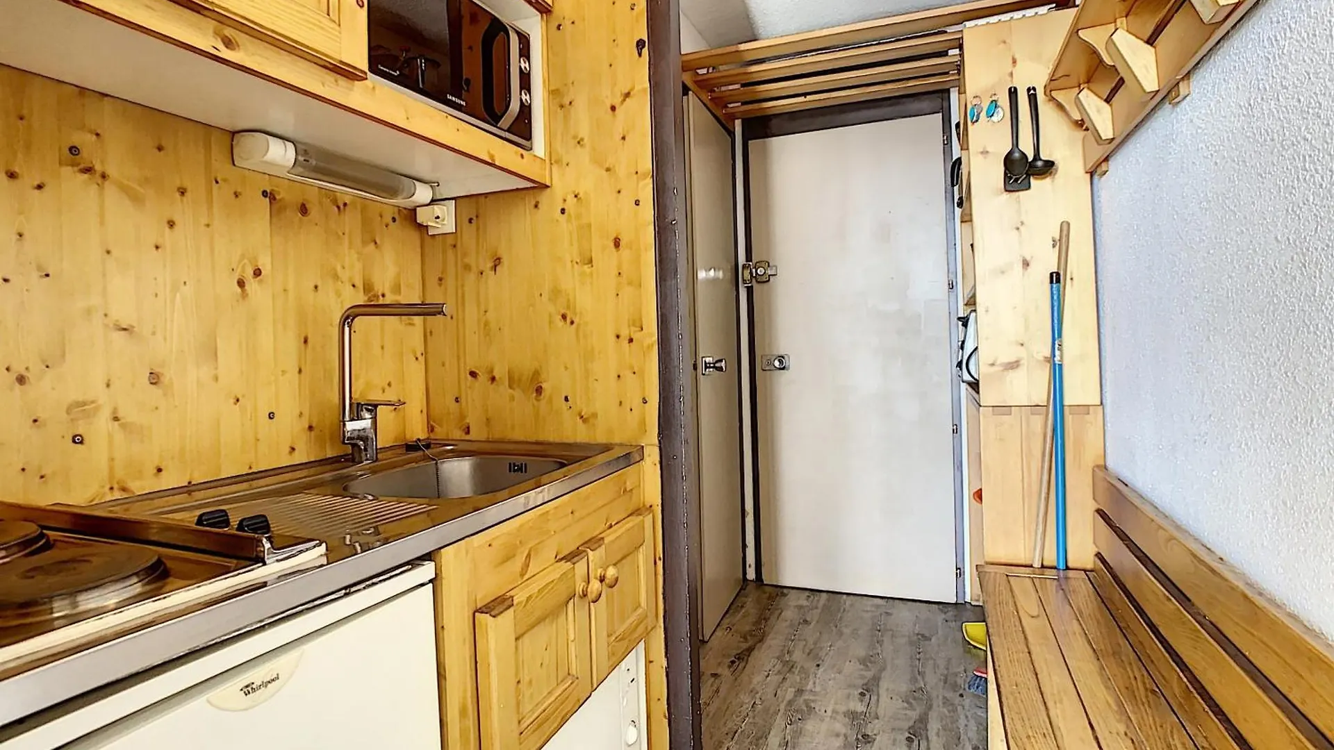 סן-מרטין-דה-בלוויל Residence Lac Du Lou - Les Menuires 0*,  צרפת